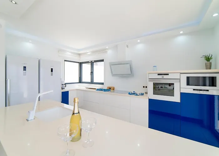 Sirmione بلايا بلانكا